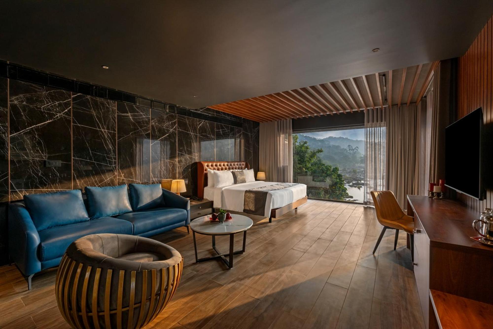 Hotel Sterling Athirappilly Kallana Esterno foto