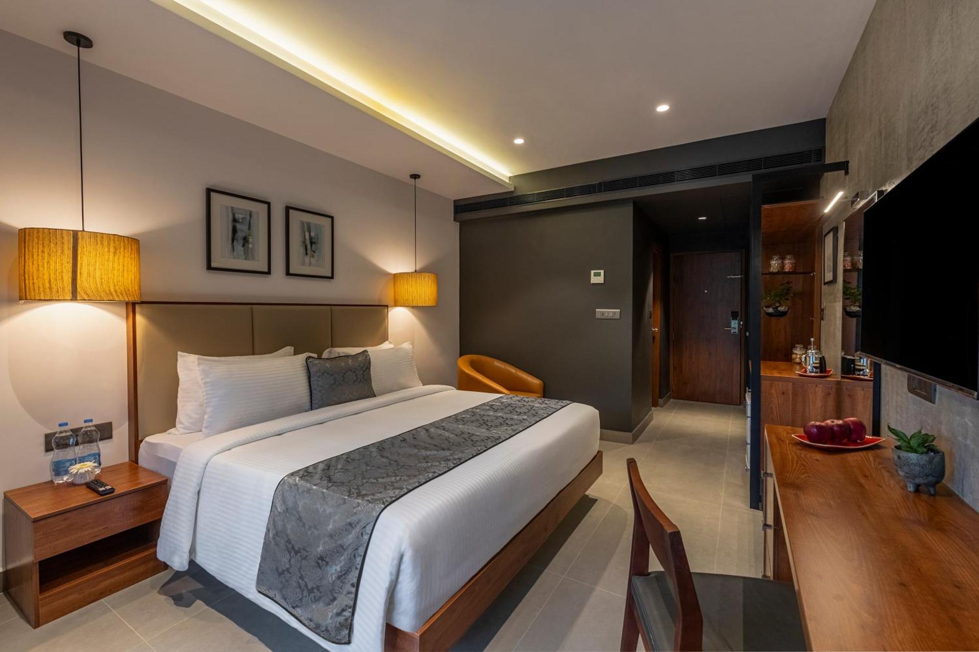 Hotel Sterling Athirappilly Kallana Esterno foto