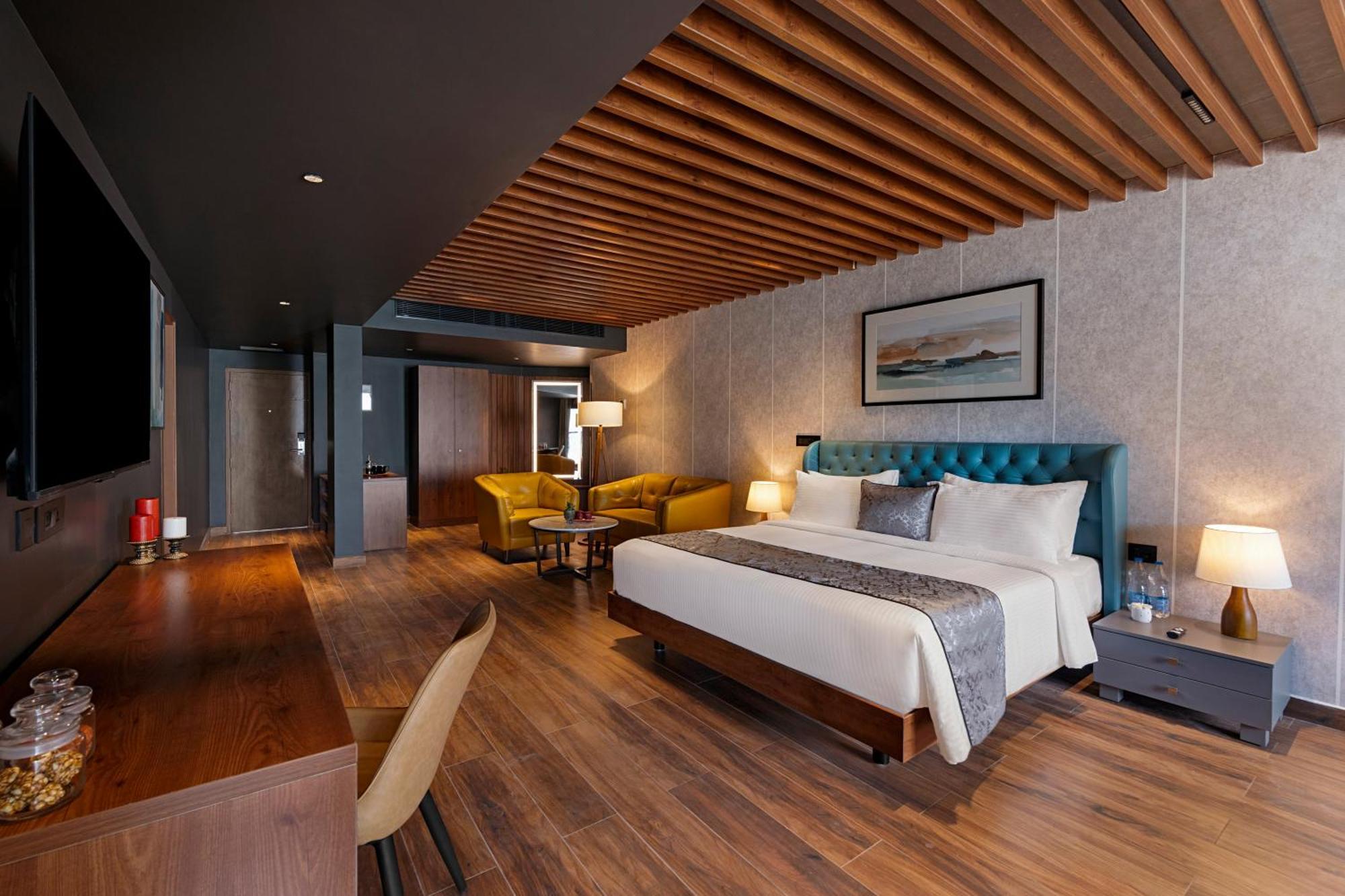 Hotel Sterling Athirappilly Kallana Esterno foto